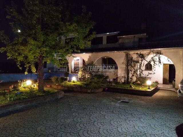 Villa Indipendente in vendita a Piemonte, Alessandria
