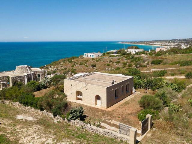 Villa Indipendente in vendita a Puglia, Lecce