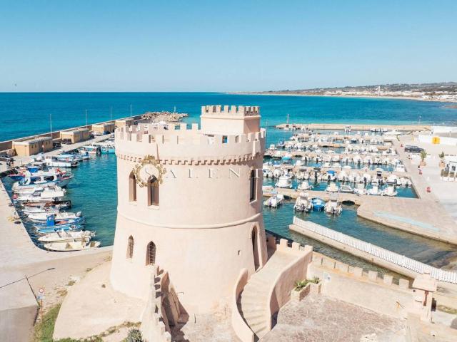 Villa Indipendente in vendita a Torre Vado, Puglia