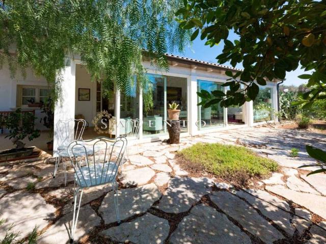 Villa Indipendente in vendita a Puglia, Lecce