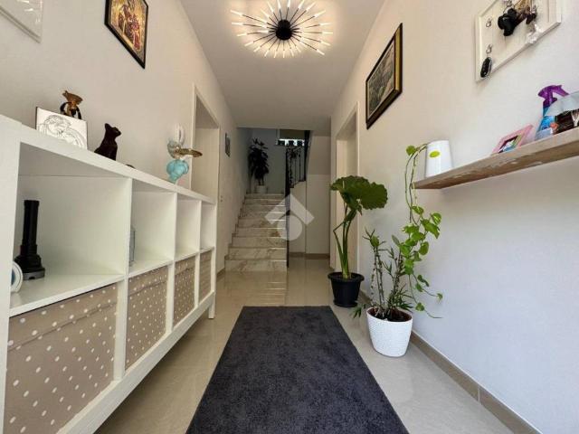 Villa Indipendente in vendita a Morciano Di Romagna, Reggio Emilia