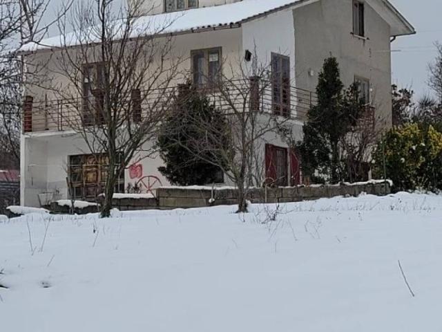 Villa Indipendente in vendita a Morcone, Campania