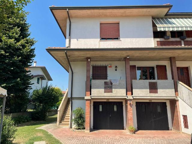 Villa Indipendente in vendita a Nuovo Circondario Imolese, Mordano