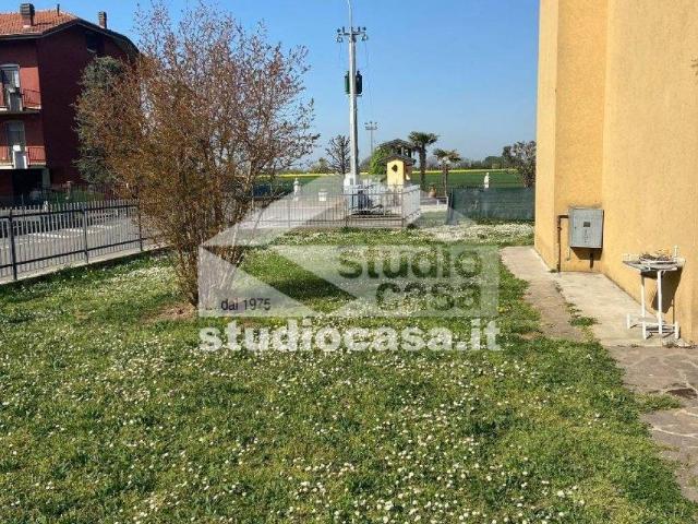 Villa Indipendente in vendita a Morengo, Lombardia