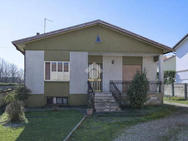 Villa Indipendente in vendita a Morgano, Ongarie
