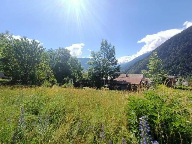 Villa Indipendente in vendita a Pré Saint Didier, Aosta