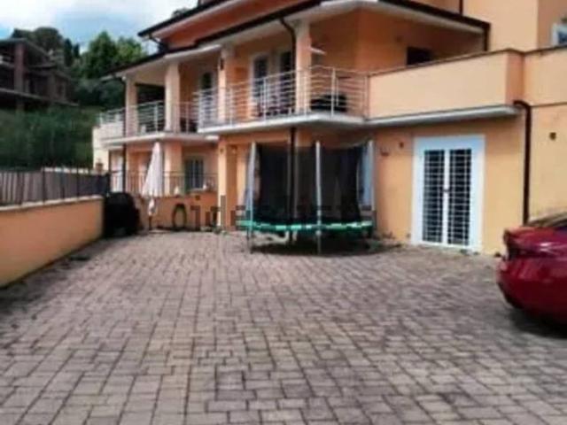 Villa Indipendente in vendita a Roma Capitale, Lazio