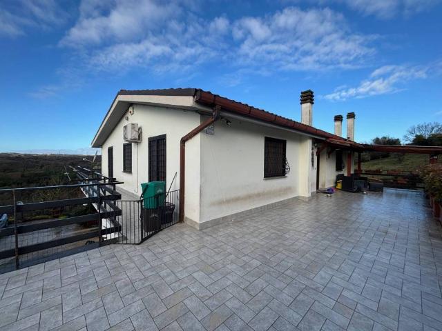 Villa Indipendente in vendita a Roma Capitale, Lazio