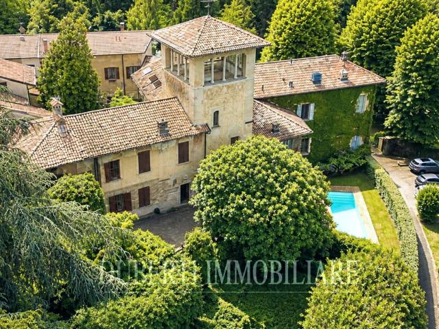 Villa Indipendente in vendita a Mornago, Lombardia