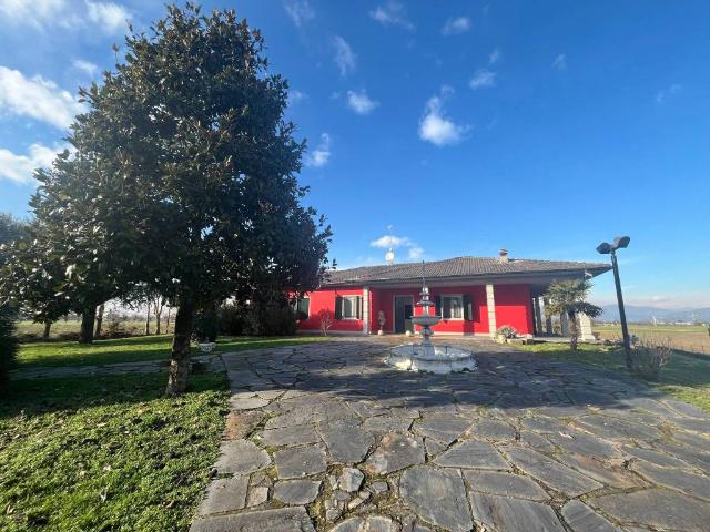Villa Indipendente in vendita a Mornico Al Serio, Lombardia