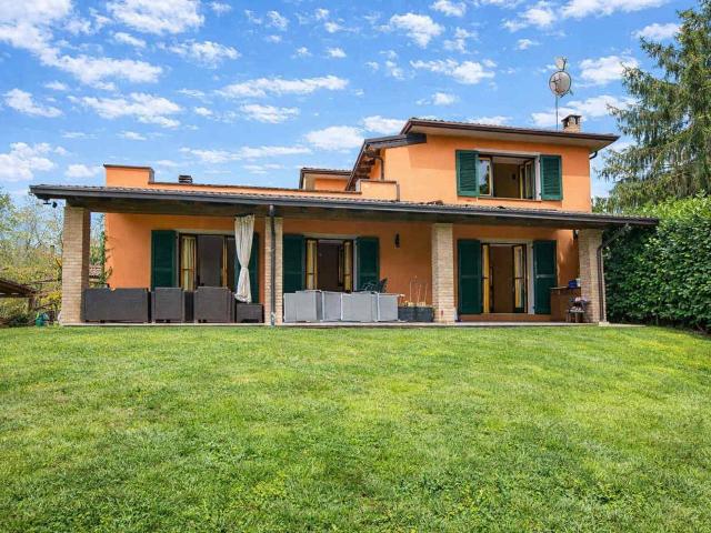 Villa Indipendente in vendita a Mornico Losana, Lombardia