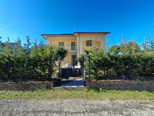 Villa Indipendente in vendita a Mornico Losana, Lombardia