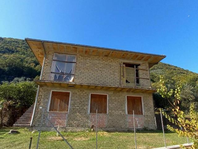 Villa Indipendente in vendita a Morolo, Lazio