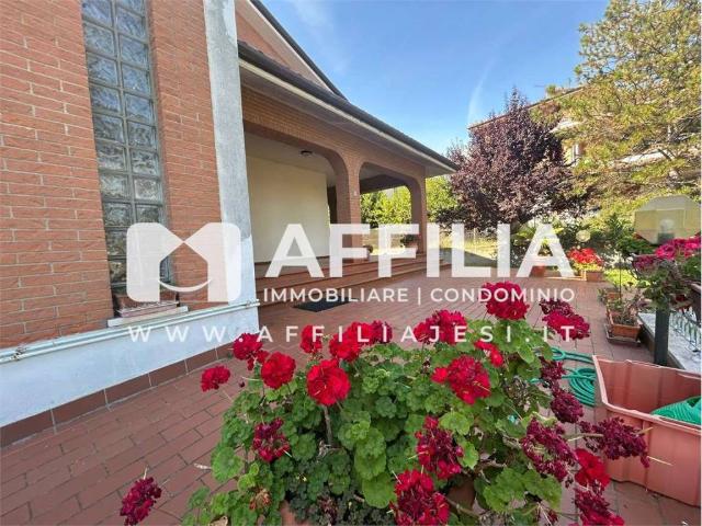 Villa Indipendente in vendita a Marche, Ancona