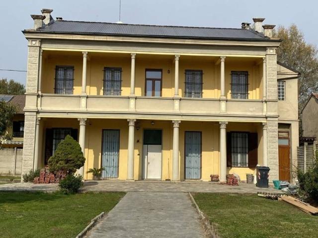 Villa Indipendente in vendita a Mortara, Pavia