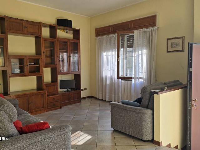 Villa Indipendente in vendita a Tromello, Lombardia