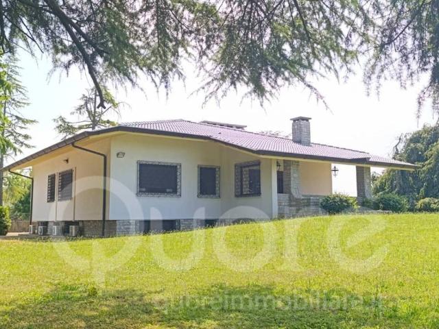 Villa Indipendente in vendita a Mortegliano, Friuli-Venezia Giulia