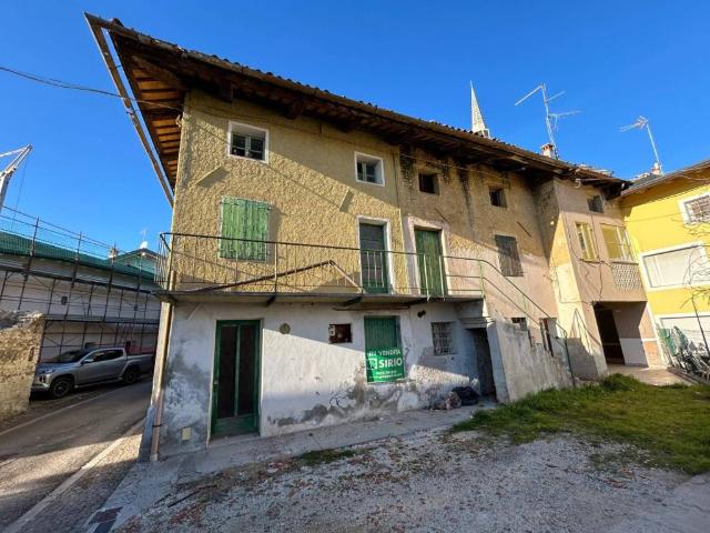 Villa Indipendente in vendita a Mortegliano, Friuli-Venezia Giulia