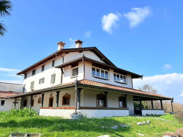 Villa Indipendente in vendita a Moruzzo, Friuli-Venezia Giulia