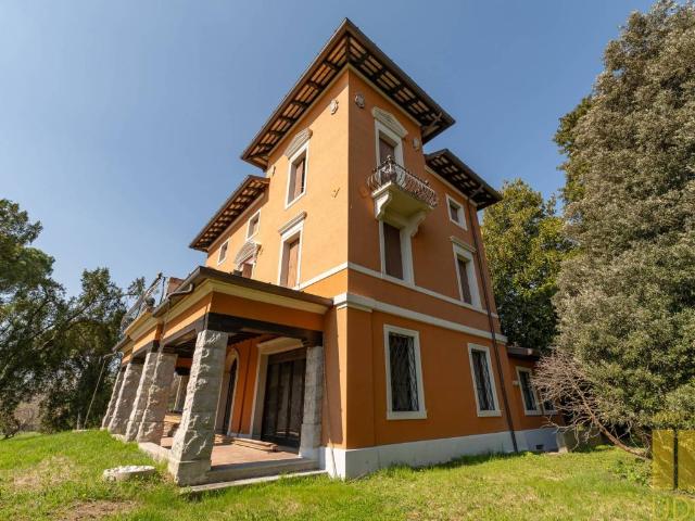 Villa Indipendente in vendita a Moruzzo, Friuli-Venezia Giulia