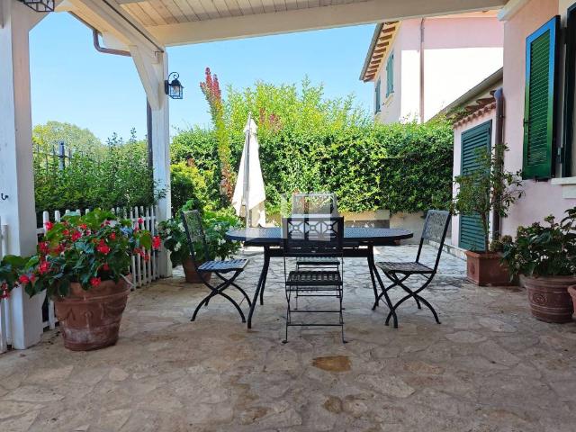Villa Indipendente in vendita a Ripoli, Mosciano Sant'angelo