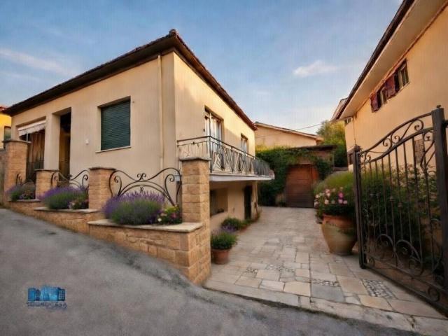 Villa Indipendente in vendita a Moscufo, Abruzzo