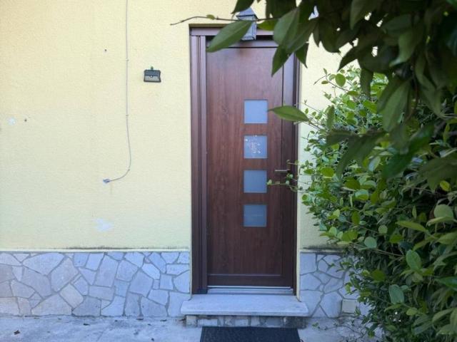 Villa Indipendente in vendita a Lucinico / Ločnik / Luzinìs, Gorizia