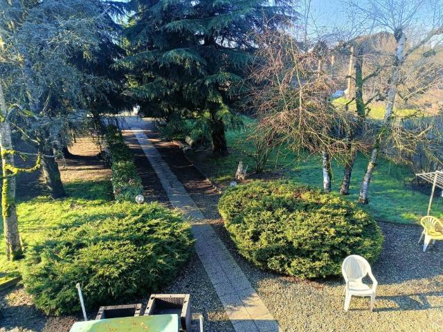 Villa Indipendente in vendita a Piemonte, Vercelli