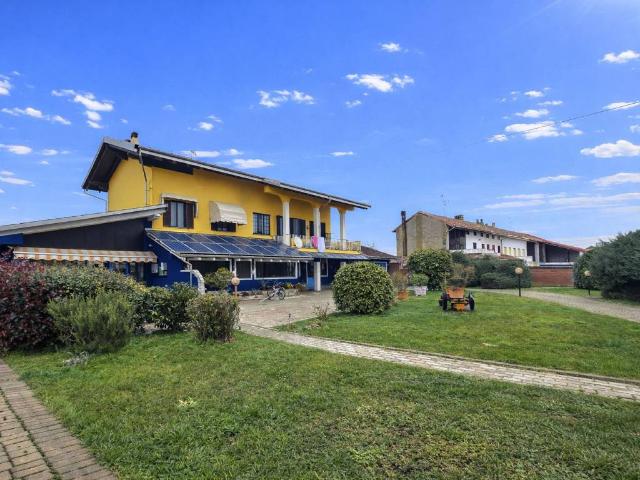 Villa Indipendente in vendita a Piemonte, Vercelli