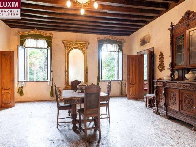 Villa Indipendente in vendita a Motta Di Livenza, Veneto