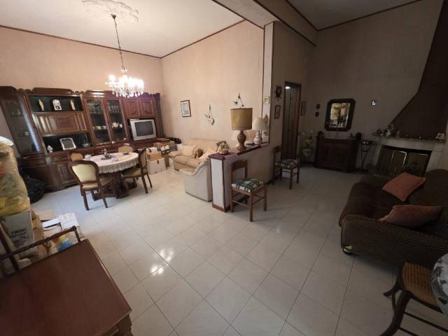 Villa Indipendente in vendita a Lazzàro, Motta San Giovanni