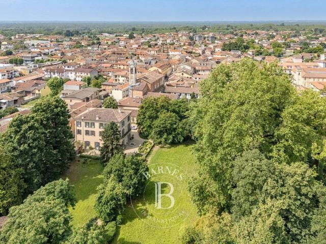Villa Indipendente in vendita a Motta Visconti, Lombardia