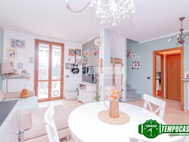 Villa Indipendente in vendita a Motta Visconti, Lombardia