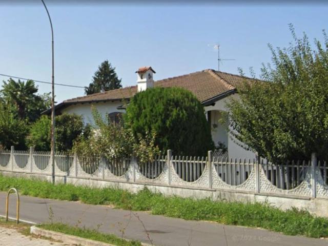 Villa Indipendente in vendita a Motta Visconti, Lombardia