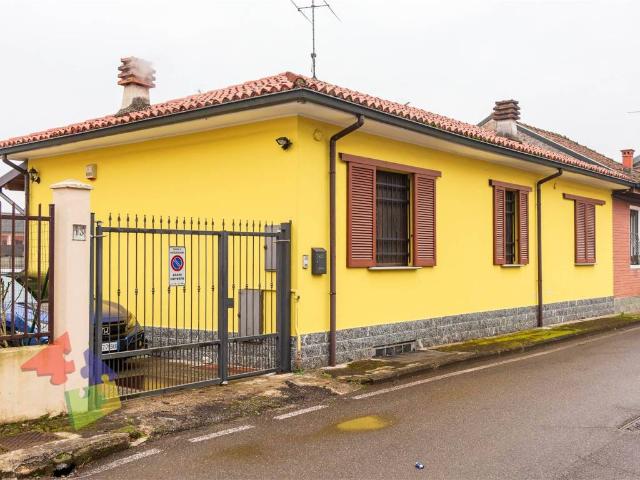 Villa Indipendente in vendita a Motta Visconti, Lombardia