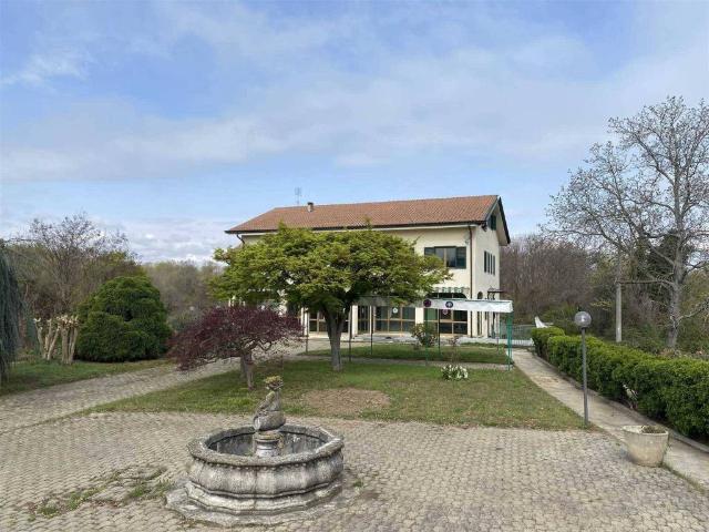 Villa Indipendente in vendita a Piemonte, Biella