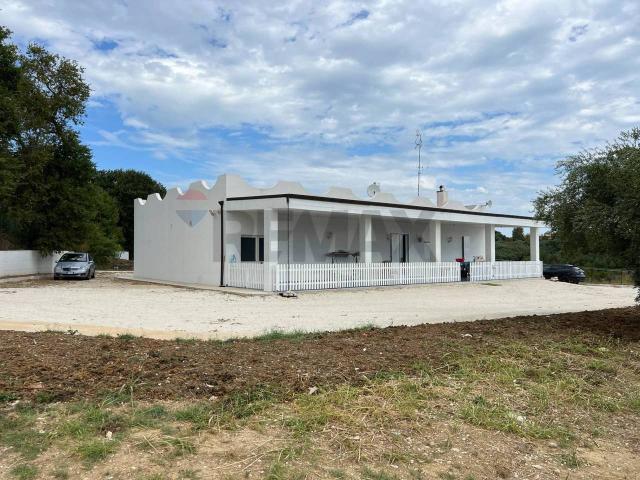 Villa Indipendente in vendita a Mozzagrogna, Abruzzo