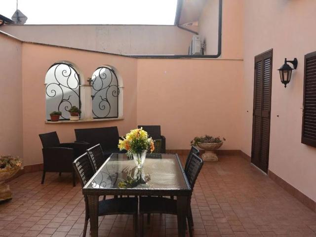 Villa Indipendente in vendita a Mozzagrogna, Abruzzo