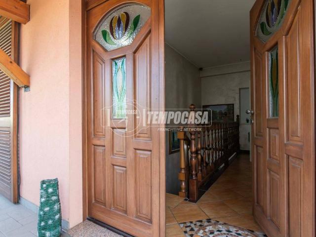 Villa Indipendente in vendita a Mornera, Mozzate