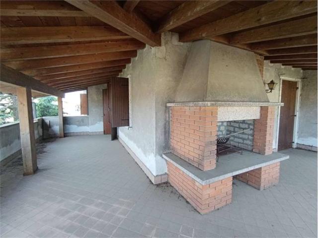Villa Indipendente in vendita a Mozzecane, Veneto