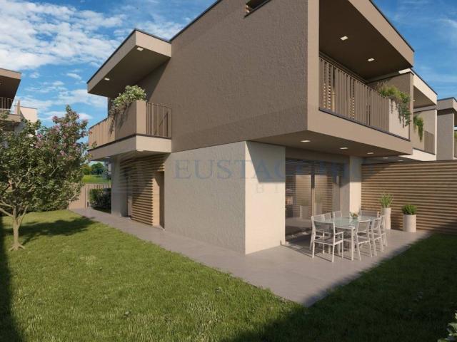 Villa Indipendente in vendita a Dorotina, Mozzo