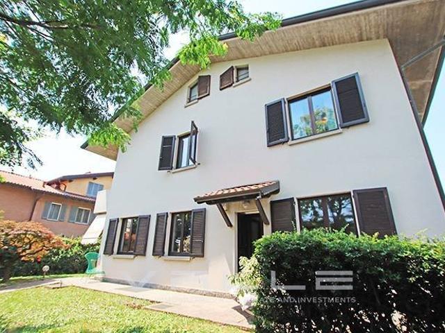 Villa Indipendente in vendita a Dorotina, Mozzo