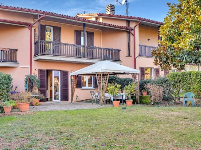Villa Indipendente in vendita a Dorotina, Mozzo