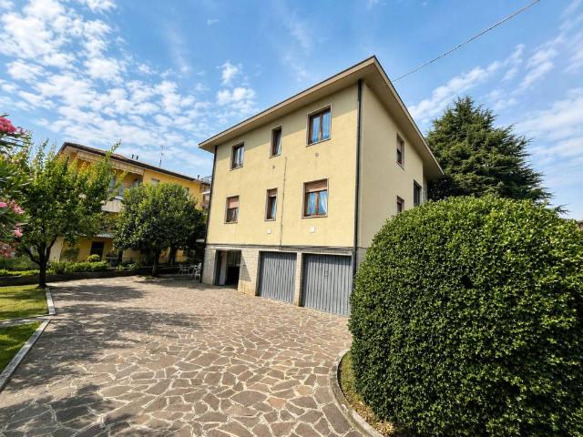 Villa Indipendente in vendita a Dorotina, Mozzo