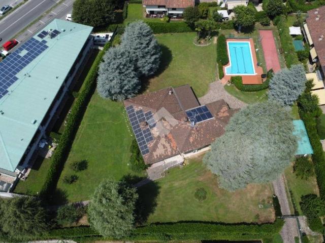 Villa Indipendente in vendita a Dorotina, Mozzo