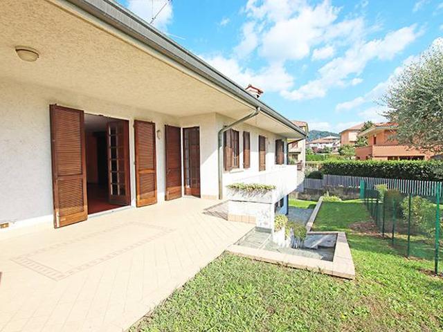 Villa Indipendente in vendita a Dorotina, Mozzo