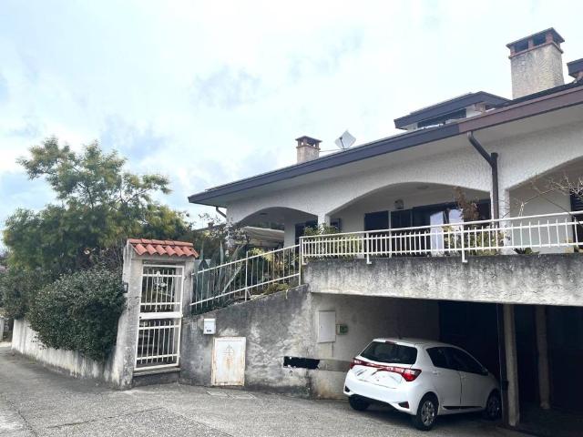 Villa Indipendente in vendita a Muggiò, Friuli-Venezia Giulia