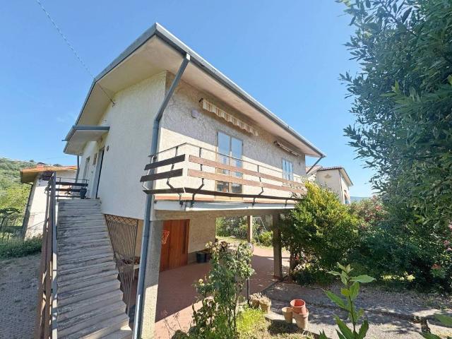 Villa Indipendente in vendita a Pisciolon, Muggiò