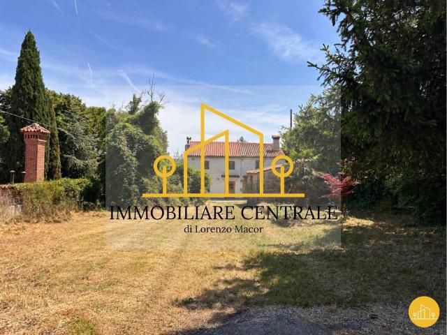 Villa Indipendente in vendita a Riostorto, Muggiò