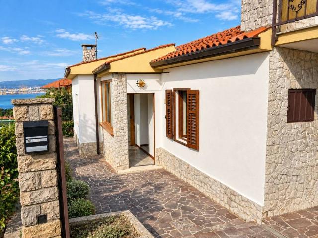 Villa Indipendente in vendita a Grisa, Muggia / Milje